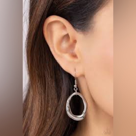 Paparazzi Rose Gold Asymmetrically Artisan Earrings - Picture 1 of 3